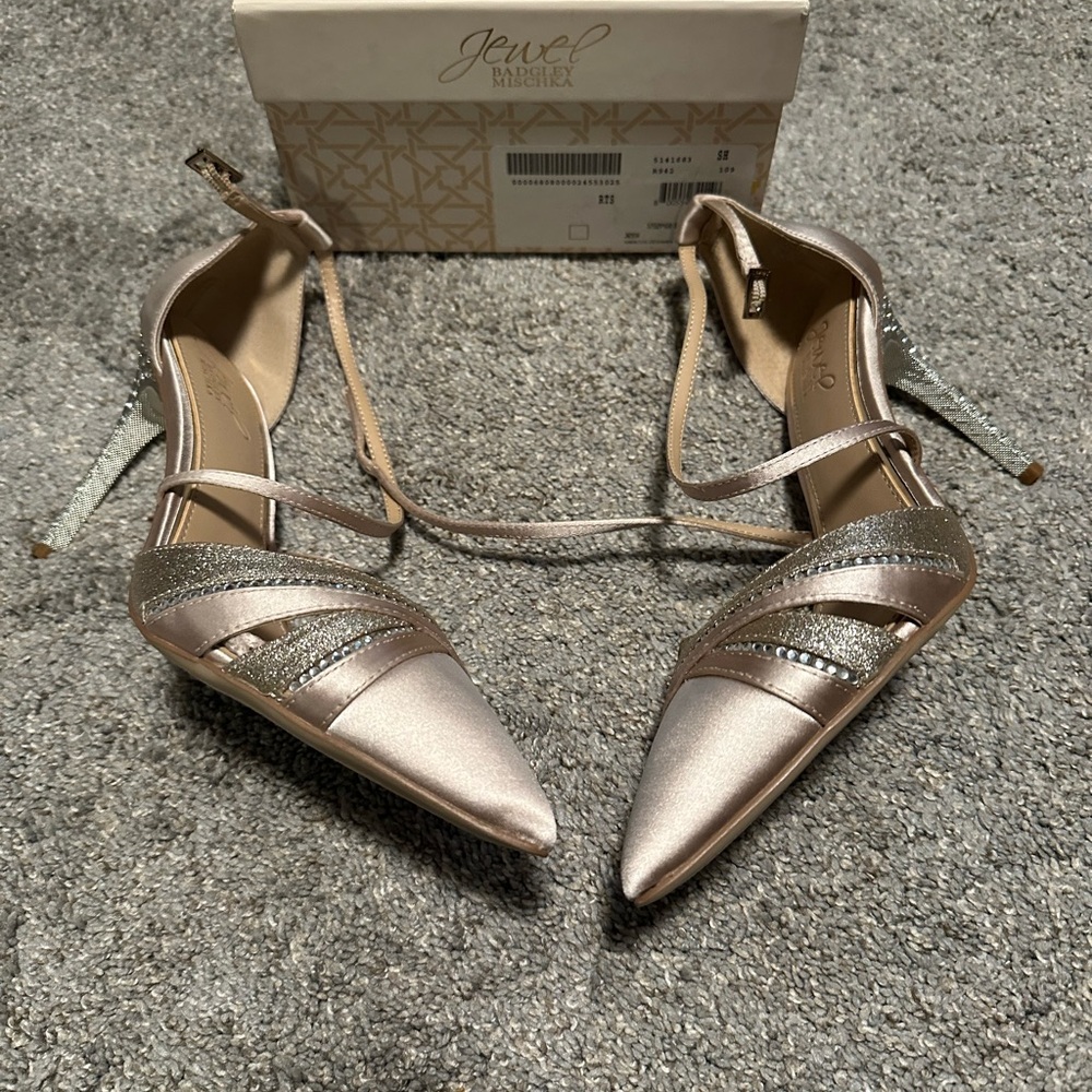 Jewel Badgley Mischka Champagne satin cross strap sandal